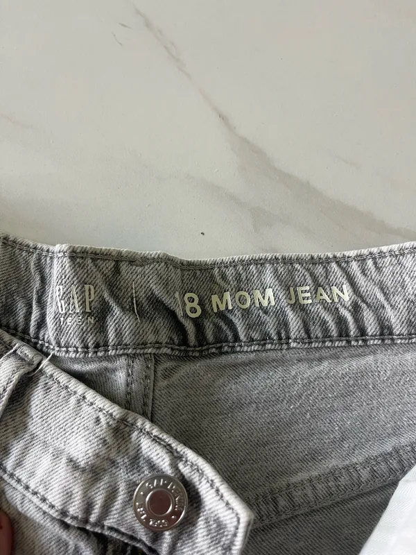 Gap Jeans Women’s moms jeans gray - Image 3