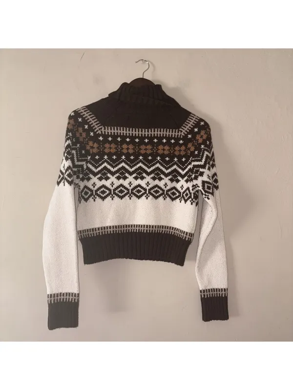 American Eagle Outfitters Fair Isle Turtleneck Cropped Sweater - Small - Image 3