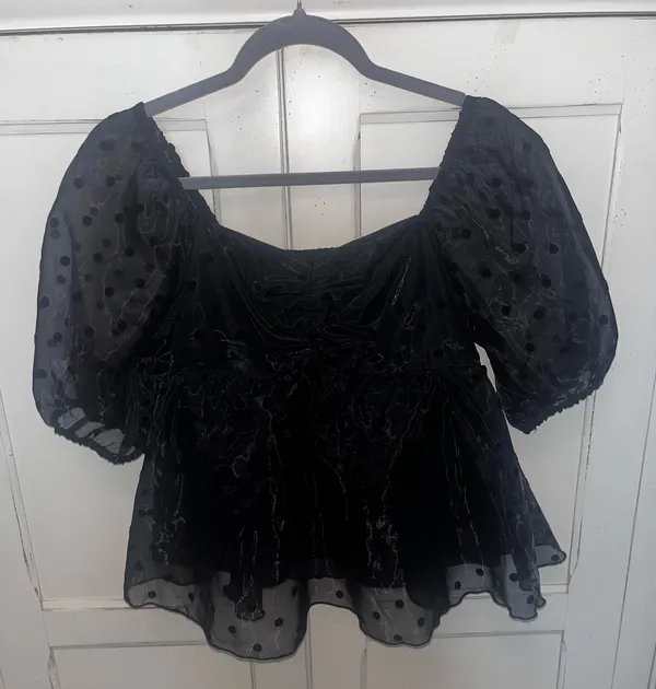 Black Boutique Top - Image 3