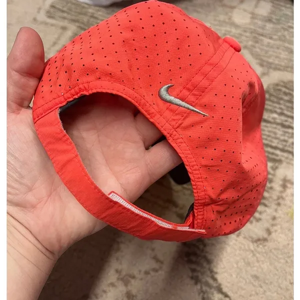 Nike Women's Light Weight Coral Golf Running Adjustable Lightweight Hat‎ - Image 4