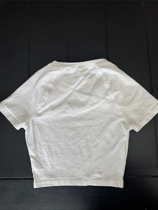 H&M White Short Sleeve Crop Top - Image 3