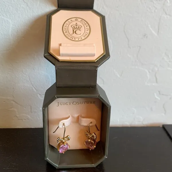 Juicy Couture Y2K Pink Glam Drop Bow Earrings - Image 2