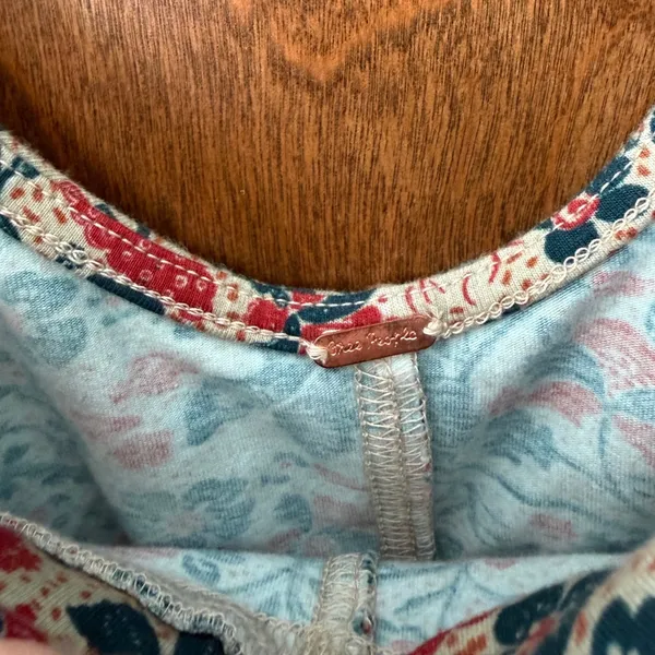 Free People sz M Ruffle Paisley Melanie Scoop Top Blouse Boho Feminine Cottage - Image 12
