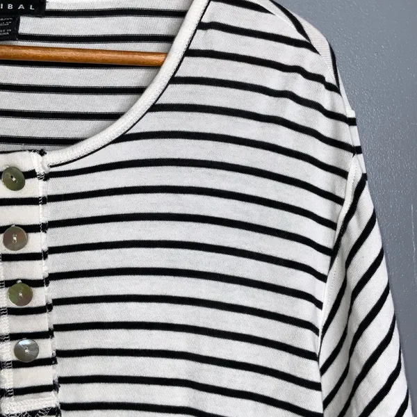 Tribal Black and White Striped Blouse Henley Tunic XL - Image 4