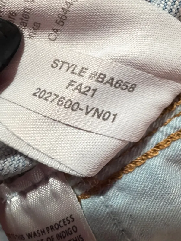 J. Crew 90’s Retro Straight Leg Light Wash Jeans- 28T - Image 8