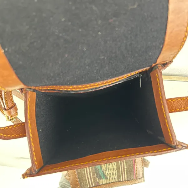 Vintage Southwestern Light Brown Faux Leather Tapestry Panel Crossbody Bag Purse - Image 9