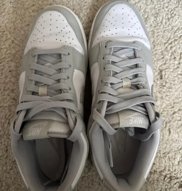 Dunk Low Nike Women’s Sneakers - Image 5