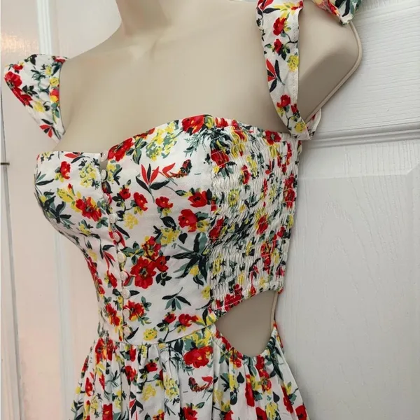 Lush Floral Maxi Dress‎ Small NWT Cream Boho Cutout Cottagecore LD42030PI026 NEW - Image 3