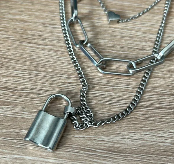 Silver layered necklaces - Image 4