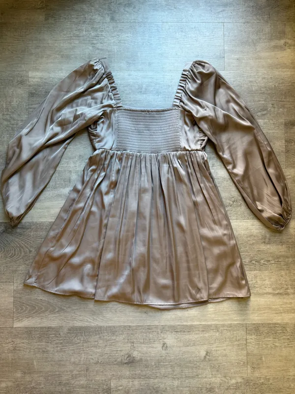 Abercrombie & Fitch Emerson Long Sleeves Square Neck Satin Taupe Mini Dress LT - Image 8