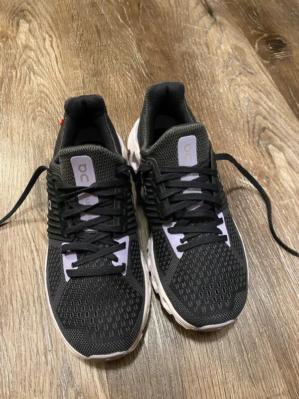 On Women’s  Shoes - Image 2
