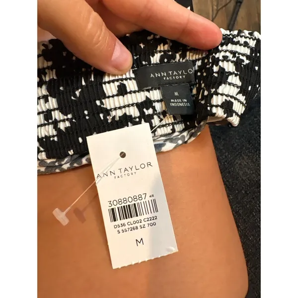 NWT Ann Taylor black and white patterned skirt - Image 3