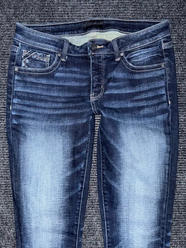 Buckle Black Women’s Fit No 53 Straight Dark Wash Straight Leg Jeans 30 x 32 EUC - Image 3