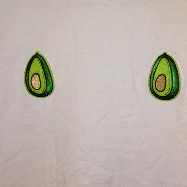 Cutes tee shirt. (#628) Size M - Image 2