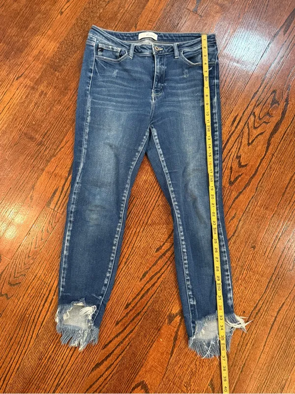 KanCan Women's Dark Blue Distressed cropped Skinny Jeans with Frayed Hems Sz 30 - Image 3