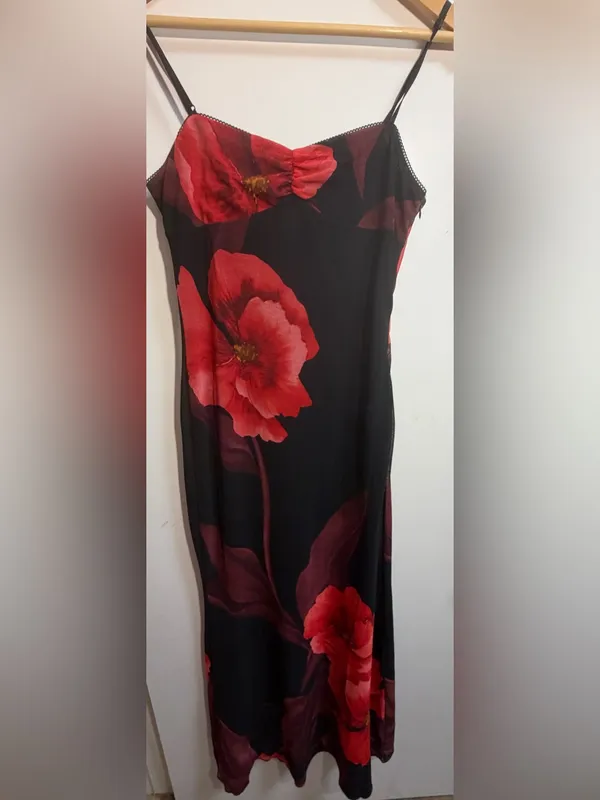 AQUA NWT Floral Mesh Maxi Dress Red Black Bloomingdale’s Exclusive Medium $98 - Image 3