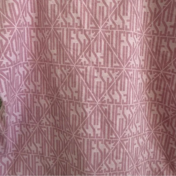Guess‎ Bodysuit Size XS NWT Guess Spell out Logo Print - Image 2