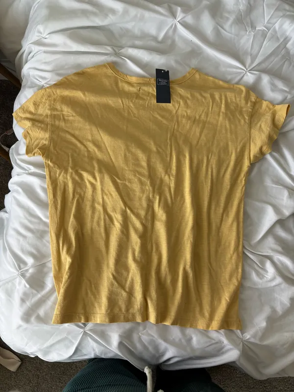 Abercrombie Tee - Image 4