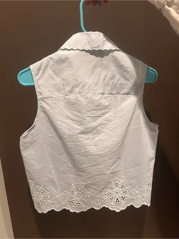 Zara Light Blue Striped Sleeveless Eyelet-Collar Button-Front Top - Image 2