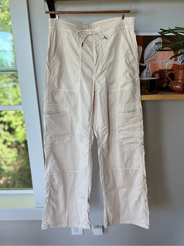 American Eagle Outfitters Ivory Beige Baggy Wide Leg Cargo Pants W Drawstring 4 - Image 4