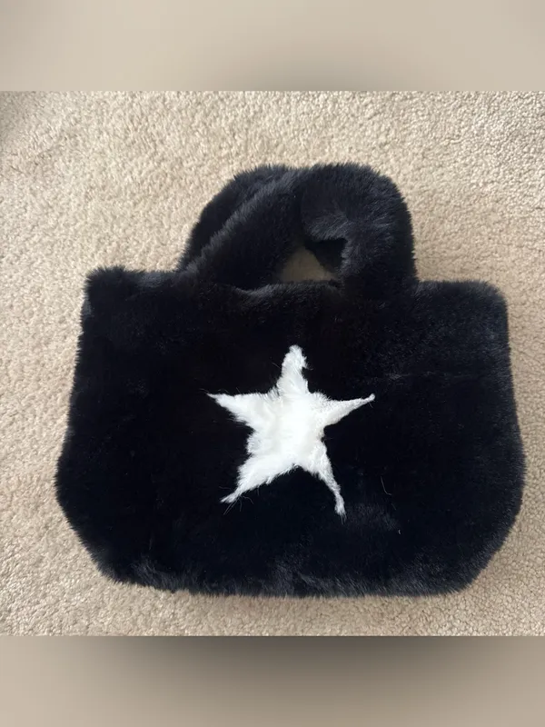 Faux fur star purse Black - Image 2