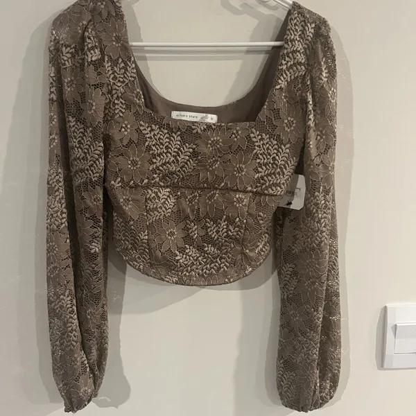 NWT Altar'd State lace‎ blouse small - Image 2