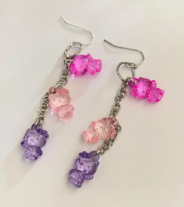 Handmade Kitty Kawaii dangle earrings Y2k NEW 💚 - Image 3