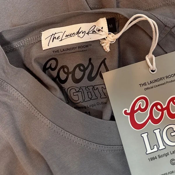 NWT The Laundry Room x Coors Light Top - Image 4