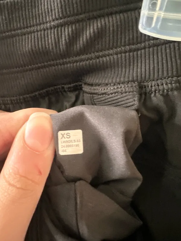 Lululemon Cargo Pants - Image 5