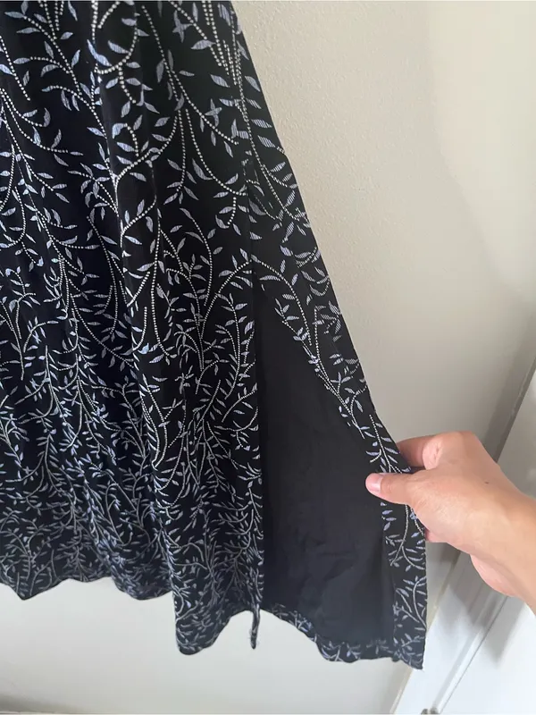 Vintage 90s Black Blue Floral Botanical Embroidered Midi Dress 6 Resort Tropical - Image 5