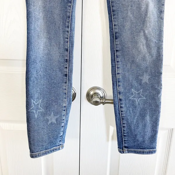 Lovers + Friends Ricky Low Rise Skinny Jeans Walk of Fame Star Print Y2K Indie - Image 5