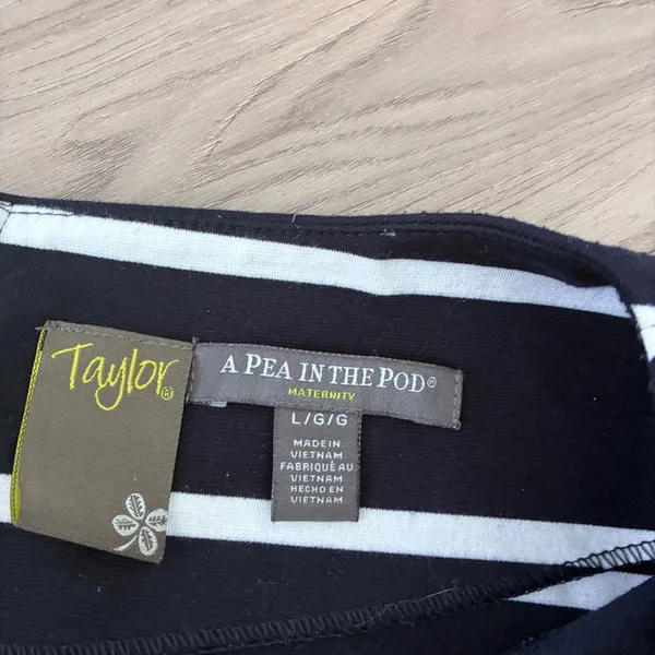 A Pea in the Pod Taylor Maternity Dress Navy Striped Floral Blue Burgundy Large - Image 3