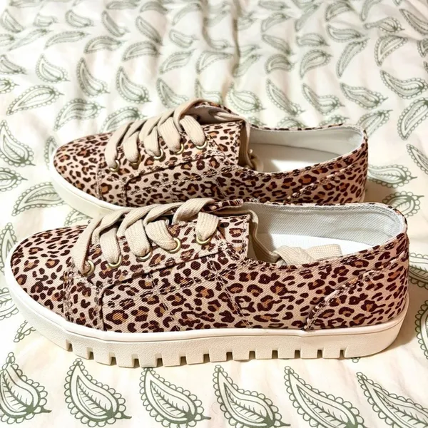 Kensie Vicky Sneaker Leopard Print Shoes 7.5 Cream Tan NIB - Image 5