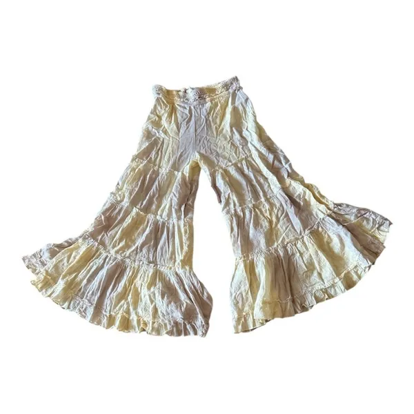 Z & L Made with Love Beautiful European Cropped top & Flare Pants - Image 3