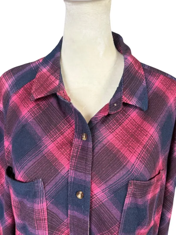 Eden & Olivia deep cranberry plaid long sleeve collared button down shirt L - Image 5