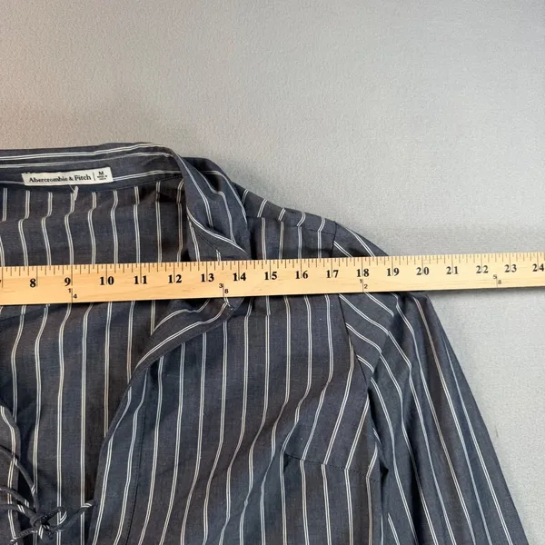 Abercrombie & Fitch Navy Pinstripe Tie Front Long Sleeve Top Womens Medium M - Image 2