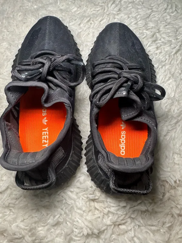 Yeezy Boost 350 - Image 3