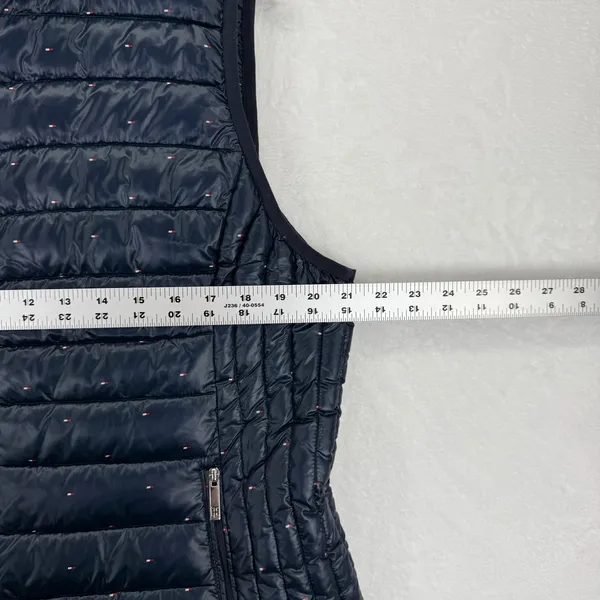 Tommy Hilfiger Puffer Vest Navy Blue Mini Flag Print Packable Lightweight XL‎ - Image 2