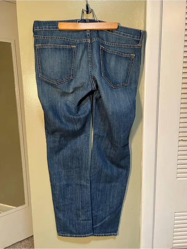 Old Navy Women's Size 14 Regular The Diva‎ Bootcut Jean Medium Wash Mid-Rise - Image 6