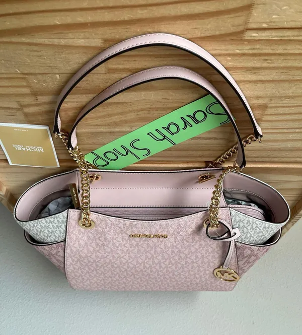 Michael Kors Purse - Image 5