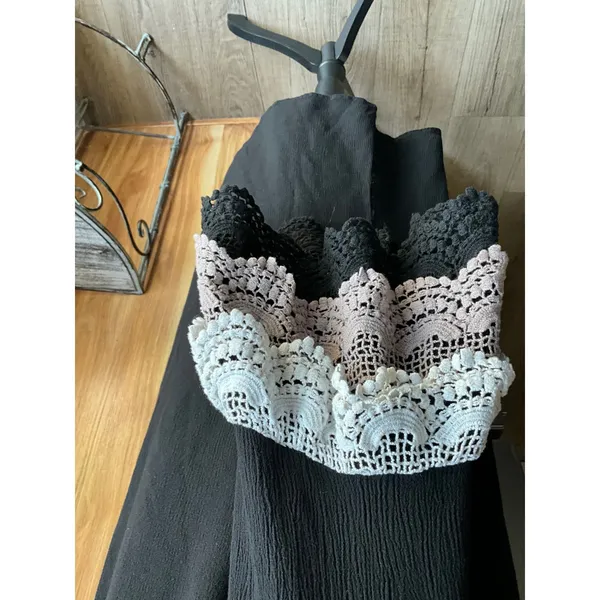 UMGEE USA Women's Large Black Boho Tunic Blouse Crochet Lace Bell Sleeves - Image 4