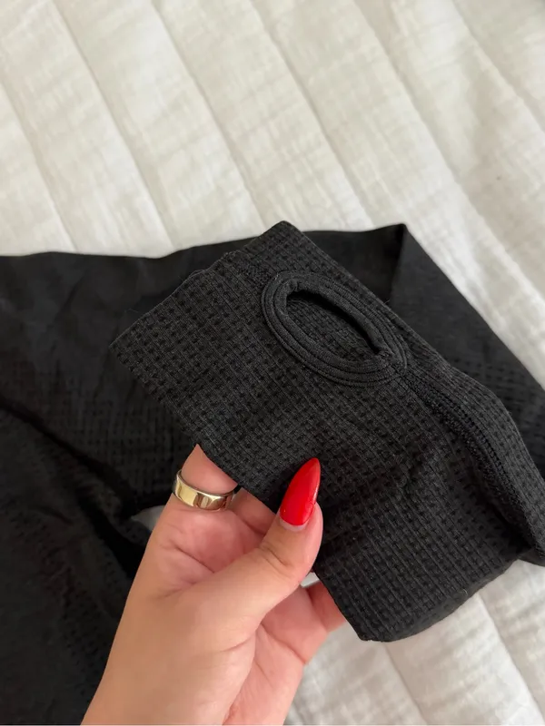 Gymshark Vital Seamless Long Sleeve Cropped - Image 3