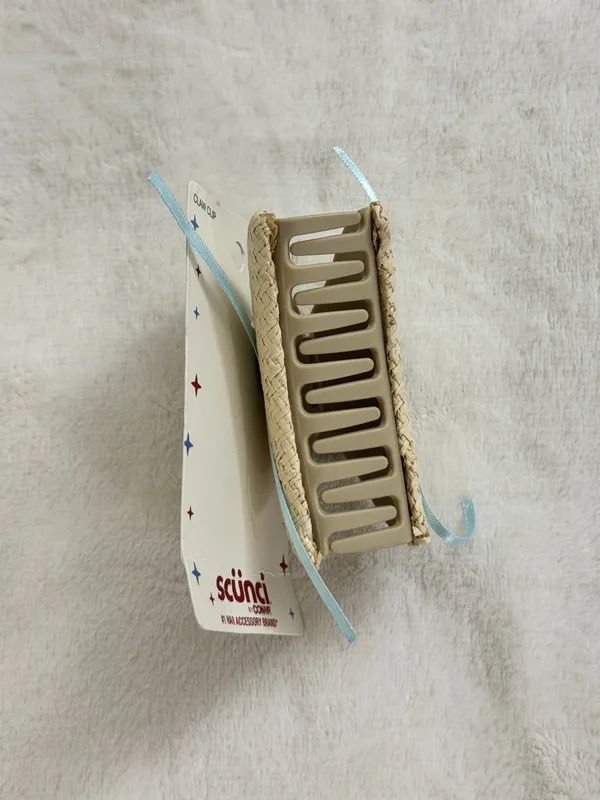Scunci by Conair Hair Claw Clip - Cream/Tan - Image 3