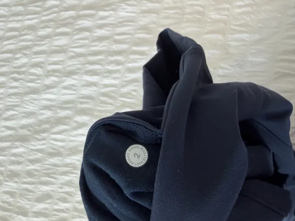 Lululemon Instill High-Rise - Image 5