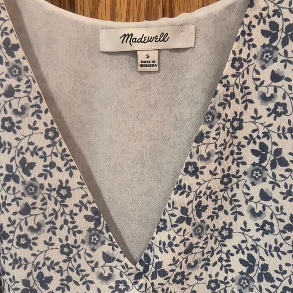 Madewell Georgette Ruffle-Sleeve Peplum Top in Americana‎ Floral Size Small - Image 6