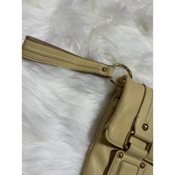 Daisy Fuentes Y2K Wristlet Clutch Purse Yellow Tan Gold Hardware Buckle Bag - Image 4