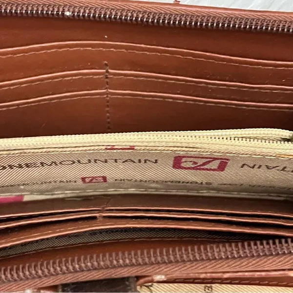 Stone Mountain Leather Wallet Brown Larger Size - Image 5