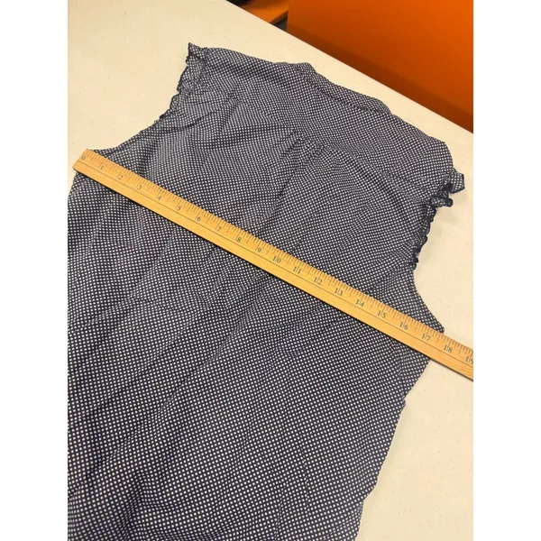 Maurices Navy Blue Polka Dot Sleeveless Tie Front Button Down Blouse Large - Image 6