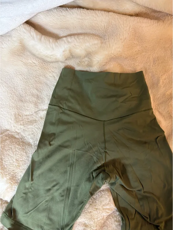 Aerie Biker Shorts Crossover - Image 2