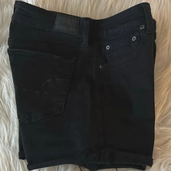 AMERICAN EAGLE Shorts Women’s Size 8 AE NE(X)T LEVEL STRETCH Mid Rise Shorts - Image 7